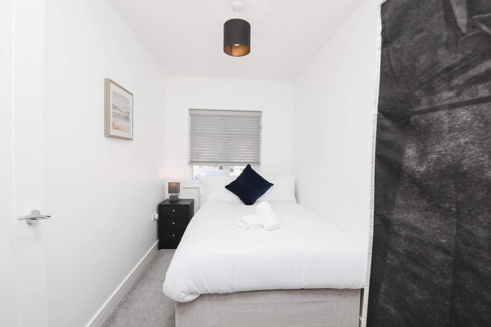 New 2Bd Pontac Flat In The Heart Of Didcot Vila Exterior foto